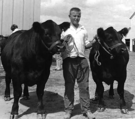 Haynes Ranch Prize Angus Bill roping on Jule Bar Big Bend Ranch Fay - photo 12