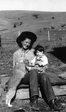 Fay Poloson Niece Alice 1944 Bill Haynes Fay Poloson Wedding Day - photo 9