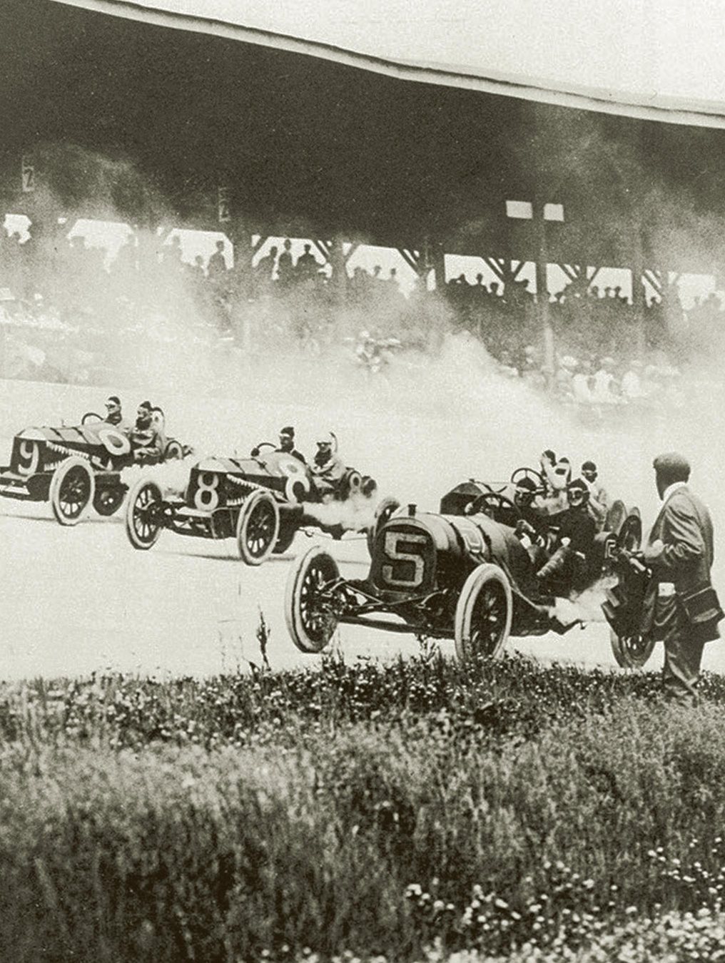 CHAPTER INDY CAR HISTORY In the early 1900s the car business was brand - photo 11