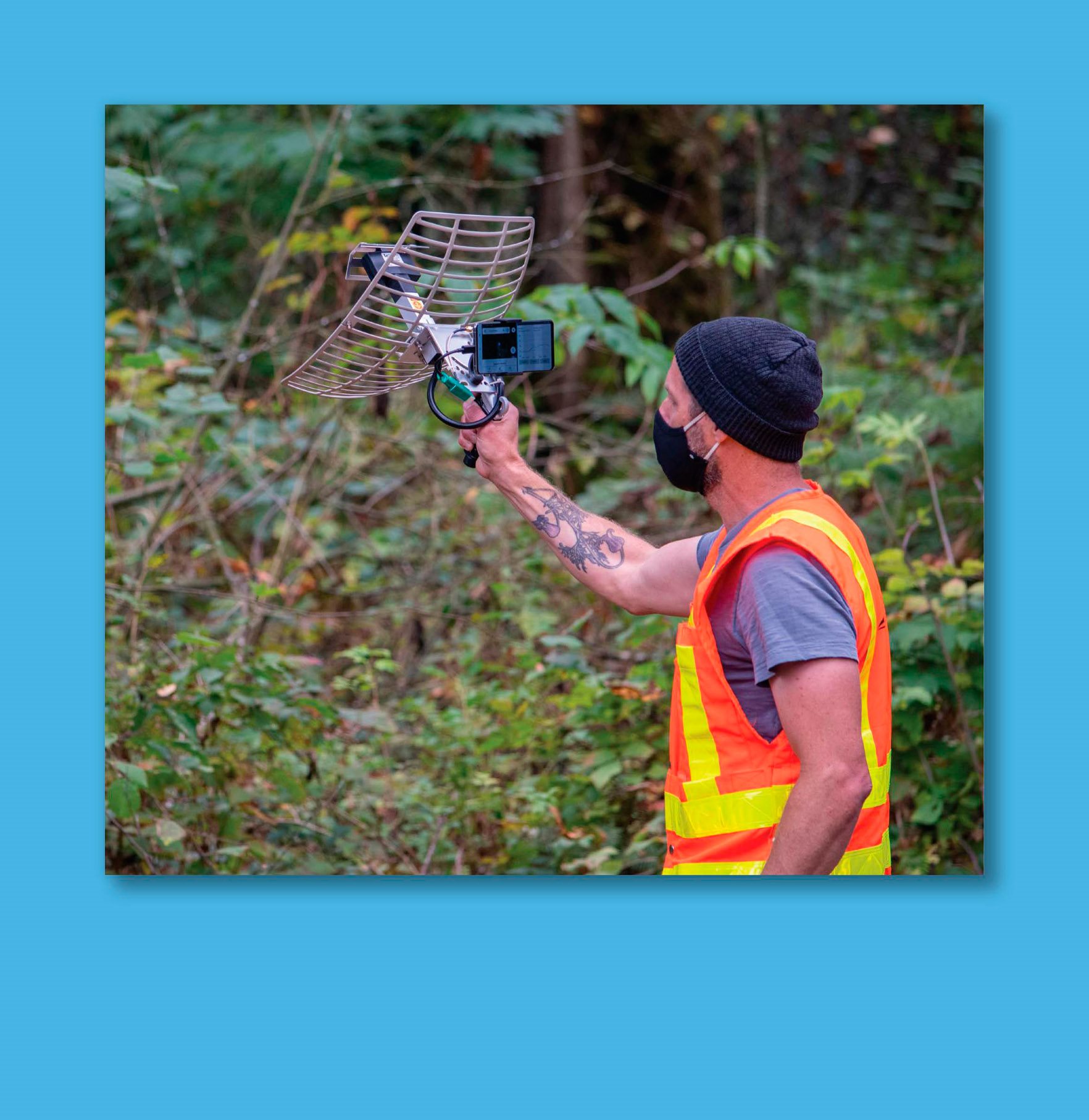 Trackers allow researchers to follow animals movements They can even lead - photo 11