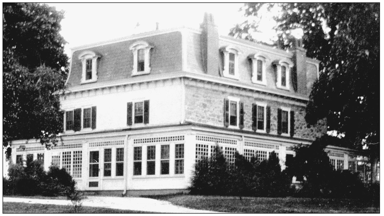 The Joseph Maris Home photographed in 1930 is located at 421 North State - photo 10