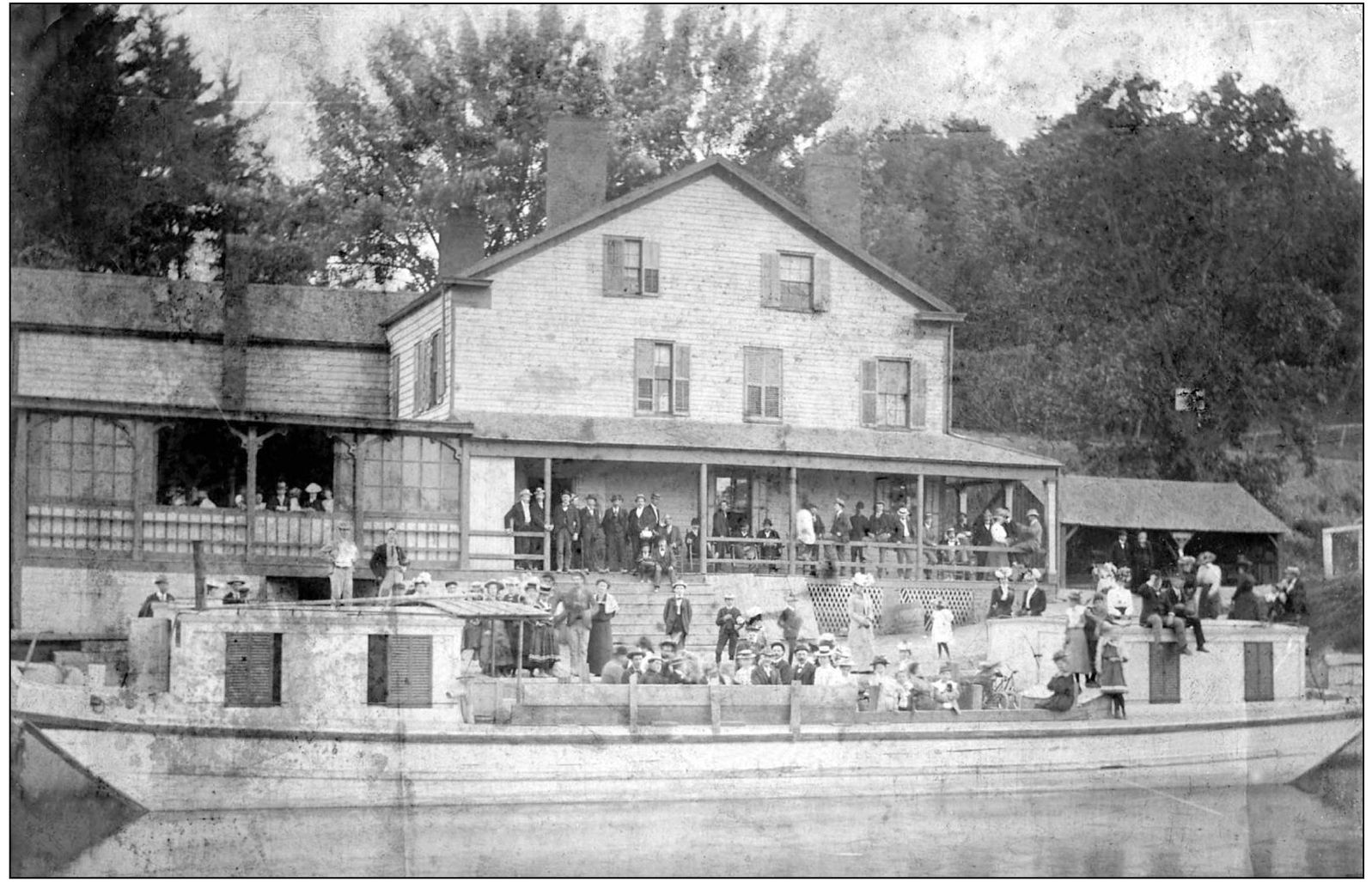 An Erie Canal excursion boat is docked at the Parker Hotel in 1895 For most of - photo 13