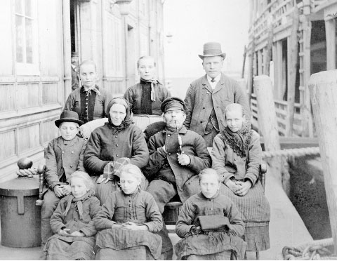 An immigrant family from the German Grand Duchy of Mecklenburg October 1890 - photo 3