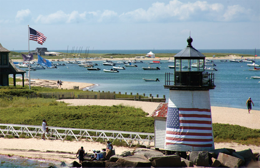 Your first sight upon entering beautiful Nantucket Harbor is Brant Point Light - photo 3