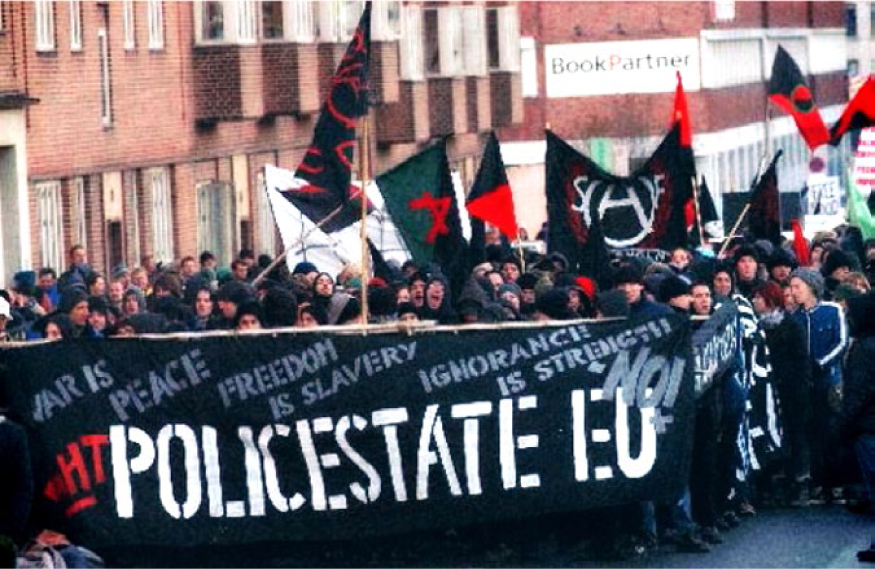 Anarchists rally against the European Union 2007 Public domain via Wikimedia - photo 1