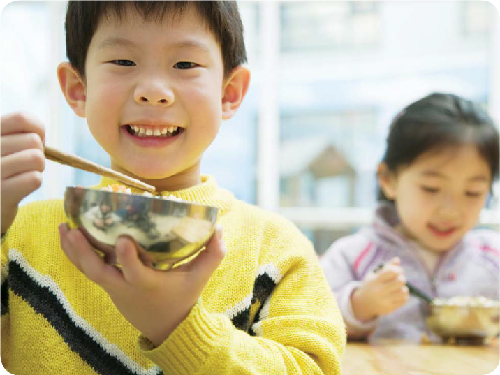 Many people eat with a fork or spoon In China Korea and Japan people eat - photo 17