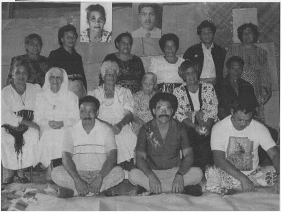 Kaihea Family Photo Back row from left to right Ima OfaSelemana Hulita - photo 6