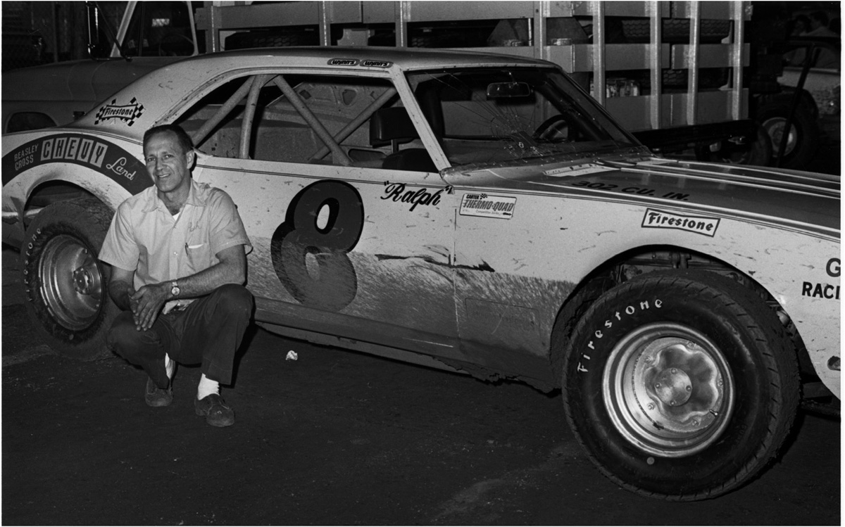 Ralph Earnhardt alongside one of his hand-tooled No 8 Chevrolets in 1971 - photo 3