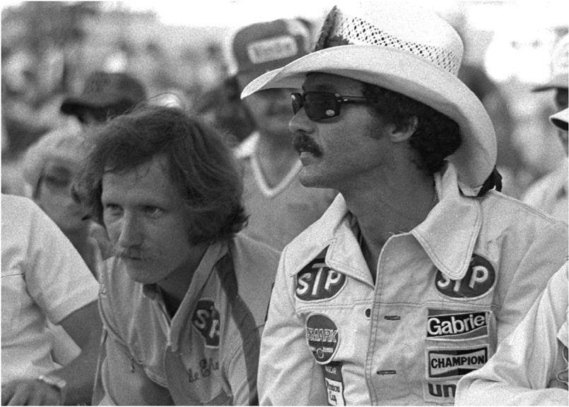 Generations collide Richard Petty in his trademark cowboy hat and sunglasses - photo 7