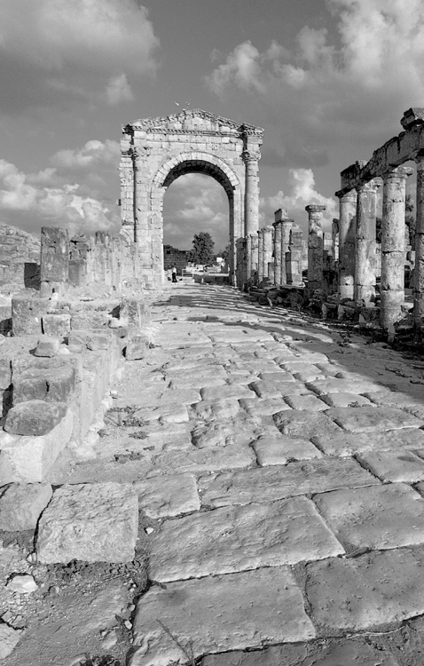 Alexanders Arch at Tyre perhaps marking the place where Alexanders siege - photo 13