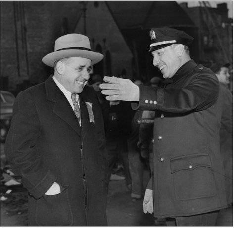 Heres something you didnt frequently see Albert Anastasia and an NYC cop - photo 4