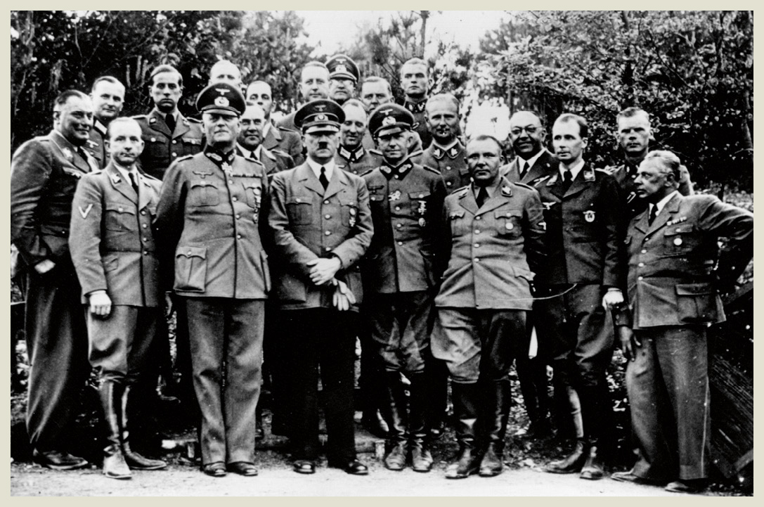 Heinrich Hoffmann far right with Adolf Hitler third from left and Hitlers - photo 4