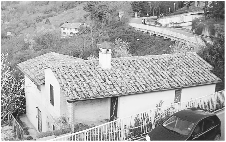 Her flatmate Filomena Romanellis window upper left near the front door was - photo 3