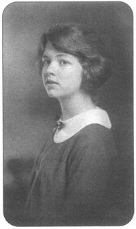 Marion at age eighteen in 1921 SCRIBNER 1230 Avenue of the Americas New - photo 2