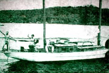 The sailboat Bettina in the port of West Island Sumatra preparing for the - photo 4