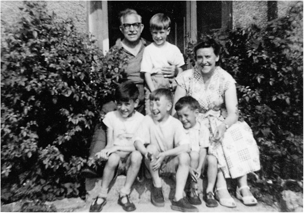 The Family Back row Albert Dave Mary Front row Fred Geoff Peter Rhyl - photo 6