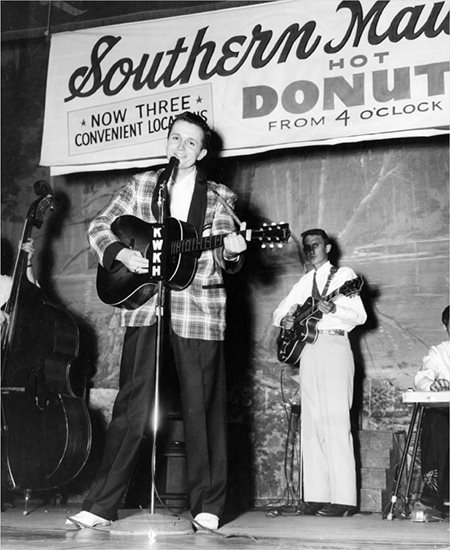 MUSIC OF THE AMERICAN SOUTH WHISPERIN BILL ANDERSON AN UNPRECEDENTED LIFE IN - photo 1