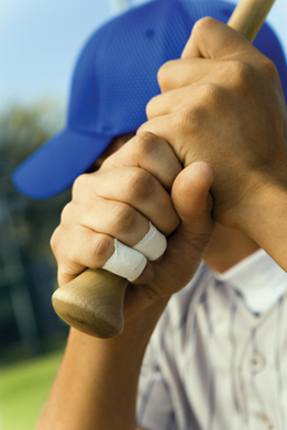 Image Credit Shutterstockcom Get a firm grip on the bat but dont squeeze it - photo 4