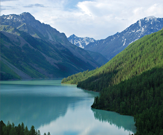 Image Credit Shutterstockcom This mountain lake contains fresh water - photo 3