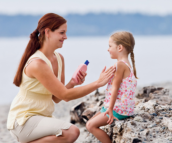 Image Credit Shutterstockcom The air protects us from some of the suns rays - photo 5