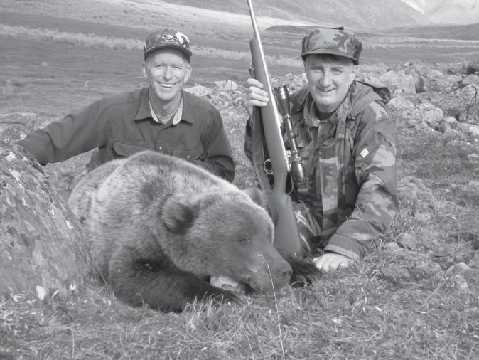 Ron Phillips and Larry Gates with Larrys Grizzly 2010 I met Jake face to face - photo 3