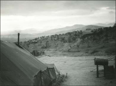 Home comforts the camps in Korea became a second home to the British troops - photo 7