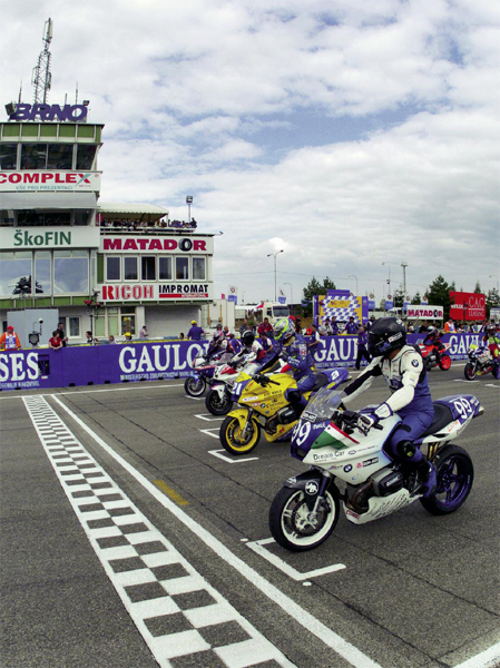 Riders line up at the starting line One of the great things about motorcycle - photo 2