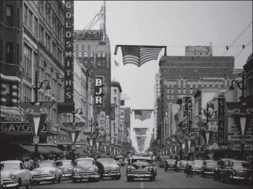 Main Street Memphis 1950s Chapter 1 building the bluff city What did I - photo 6