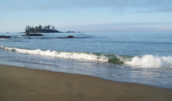 The surf can be dangerously large here though in summer months it is usually - photo 1