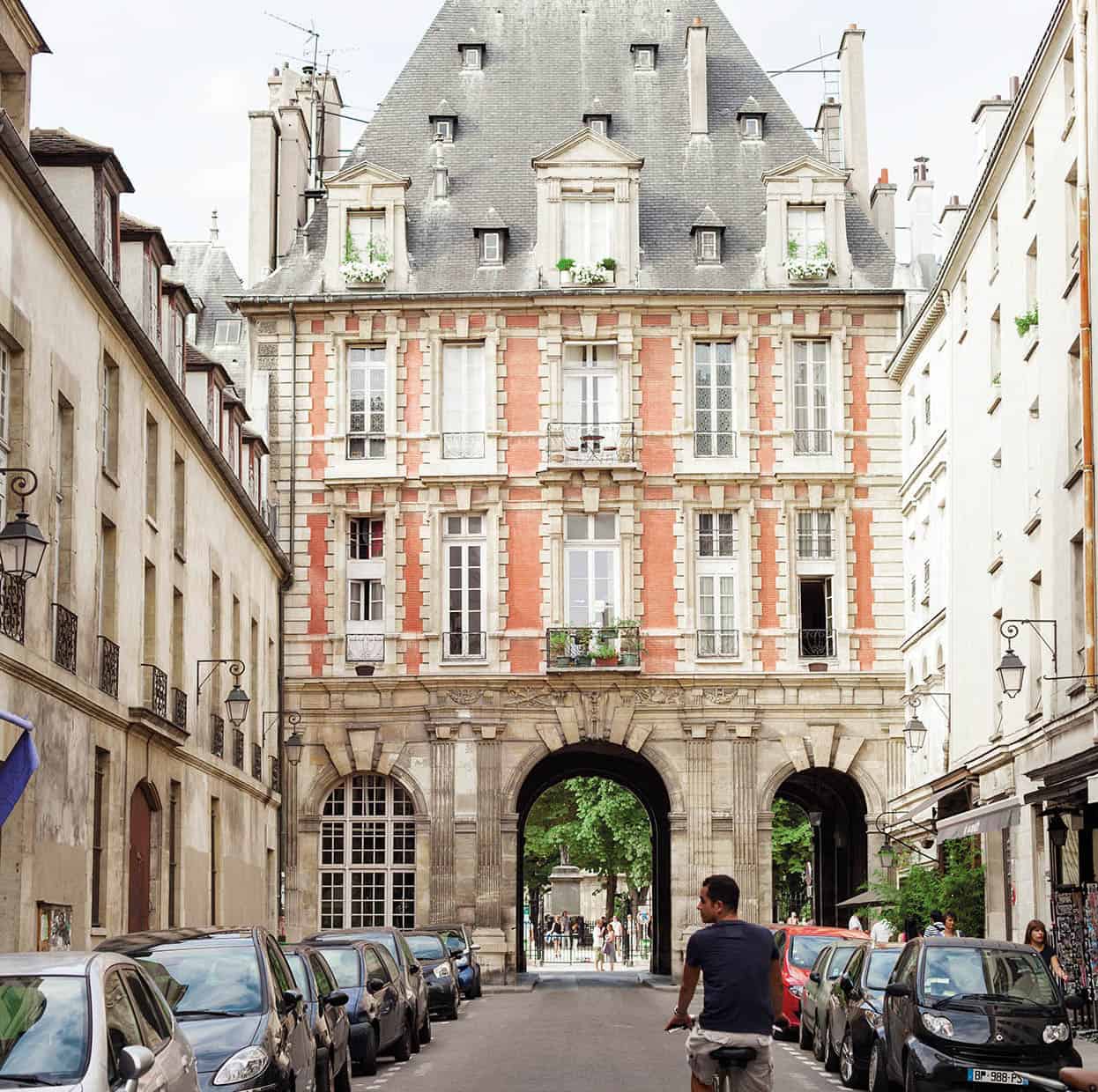 Top Attraction 8 Ming Tang-EvansApa Publications Place des Vosges One of - photo 11