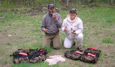 All in a days work CHAPTER 1 Identifying Morels T here are five basic - photo 3