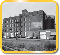 Factories like the McFadden Coffee Spice Company located in Iowa hired many - photo 8