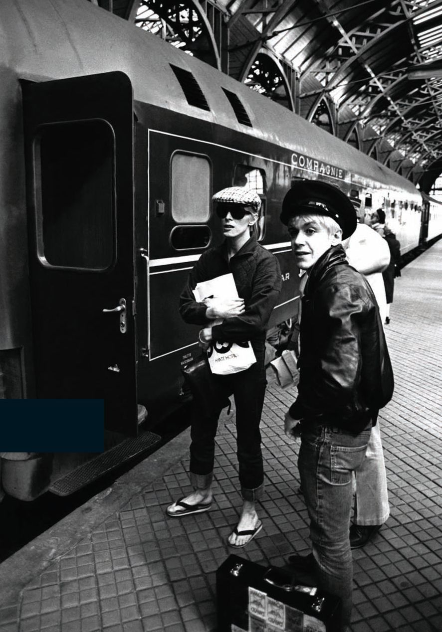 David Bowie and Iggy Pop at Copenhagen Central station April 1976 - photo 2