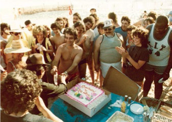 Record Plant Family beach picnic celebrating Lila and Rubys anniversaries - photo 7