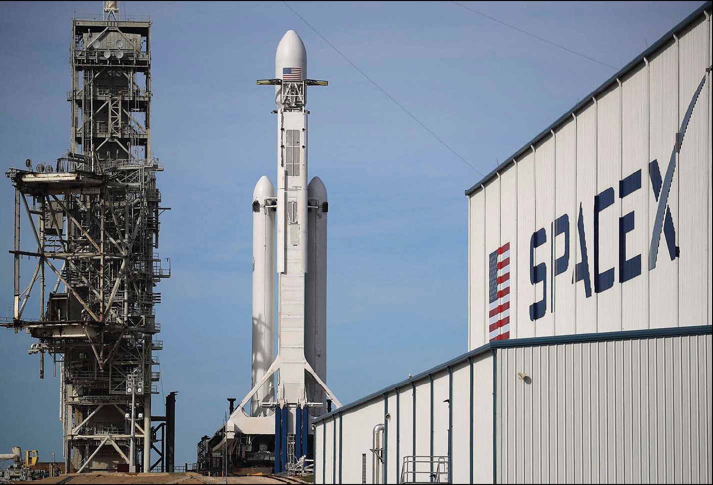 The SpaceX Falcon Heavy rocket is the most powerful rocket in the world Elon - photo 8