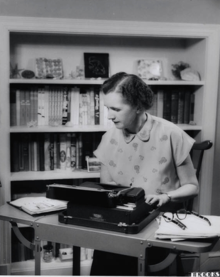 Carson at her typewriter She brought together a rare passion for writing with - photo 6