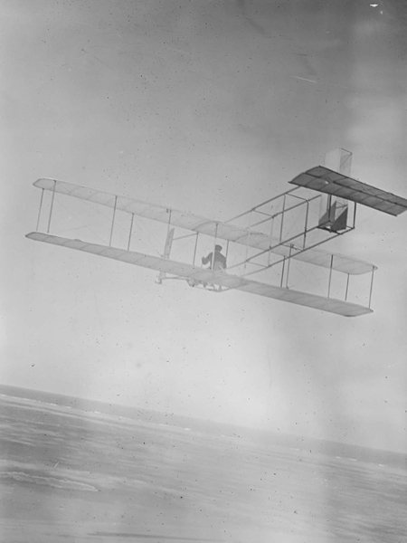 The Wright brothers revised Otto Lilienthals glider designs by adding a rudder - photo 8