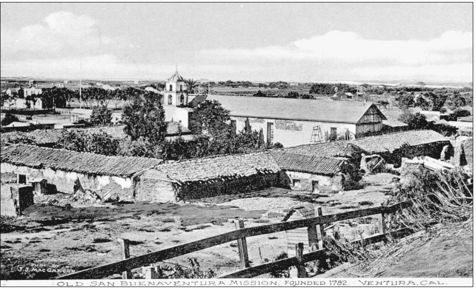 This 1880s image shows one of the three quadrangles that enclosed the gardens - photo 6