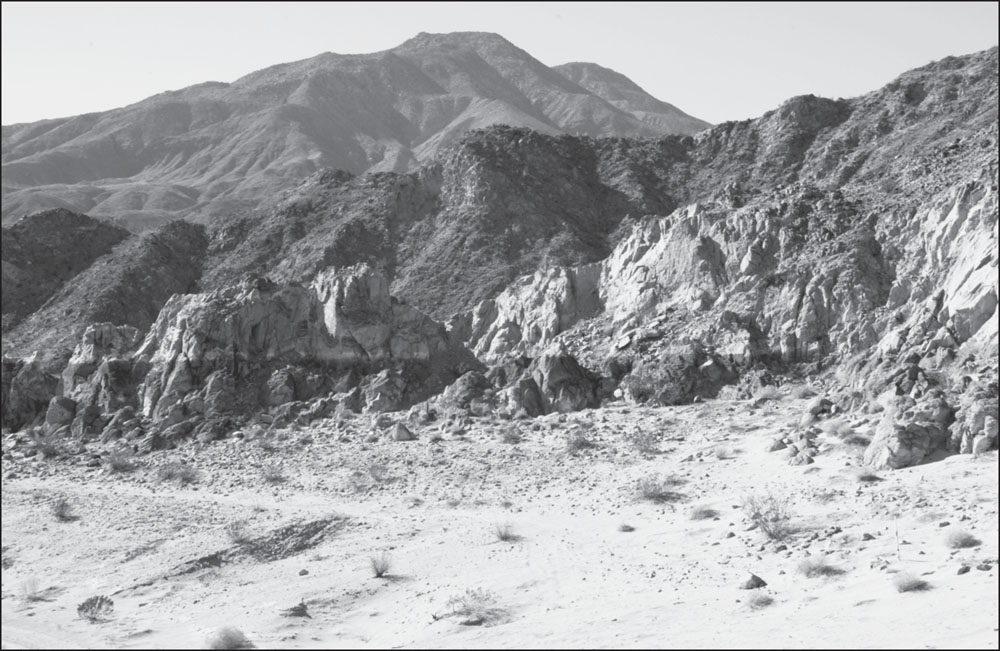 The waterline for the Ancient Cahuilla Lake can be seen in the mountains - photo 2