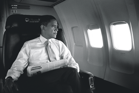 2008 Washington DC A focused Obama ready to take flight during his first - photo 4