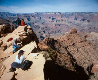 Fact 5 The walls of the canyon containearthquake faults The Earths crust is - photo 7