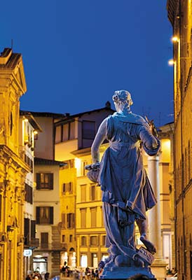 Florence by night street market in Florence lion statue at Piazza della - photo 9