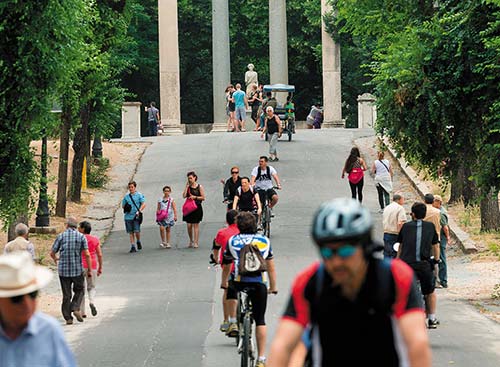 Cycling Villa Borghese Romes central park is the best place to take refuge - photo 21