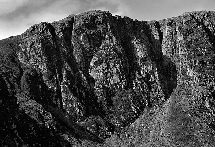 Craig yr Ysfa The Amphitheatre is the broad gully on the right-hand side - photo 4