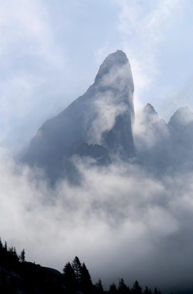 Towers on Peralba in the mist AV6 INTRODUCTION The Dolomites What can - photo 7