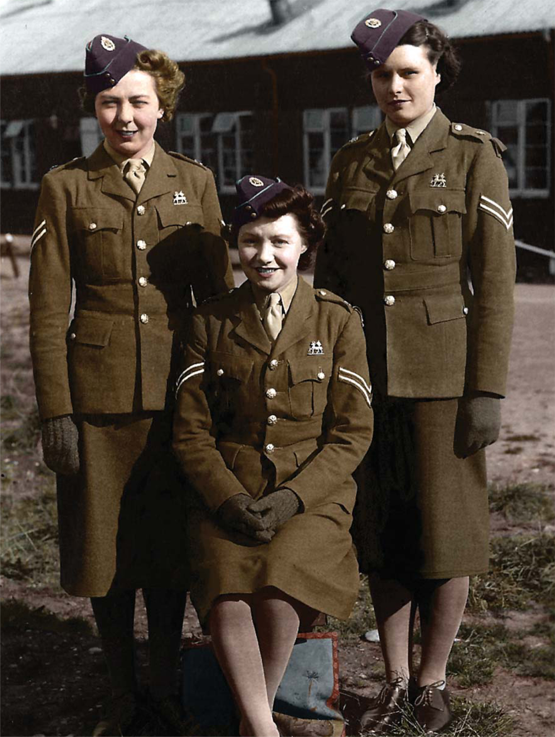 Soldiers of the Auxiliary Territorial Service ATS c 1942 Attached to the - photo 3