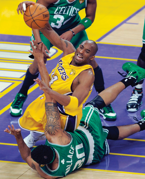 Image Credit AP Images Chris Pizzello Kobe Bryant fights for a loose ball - photo 4