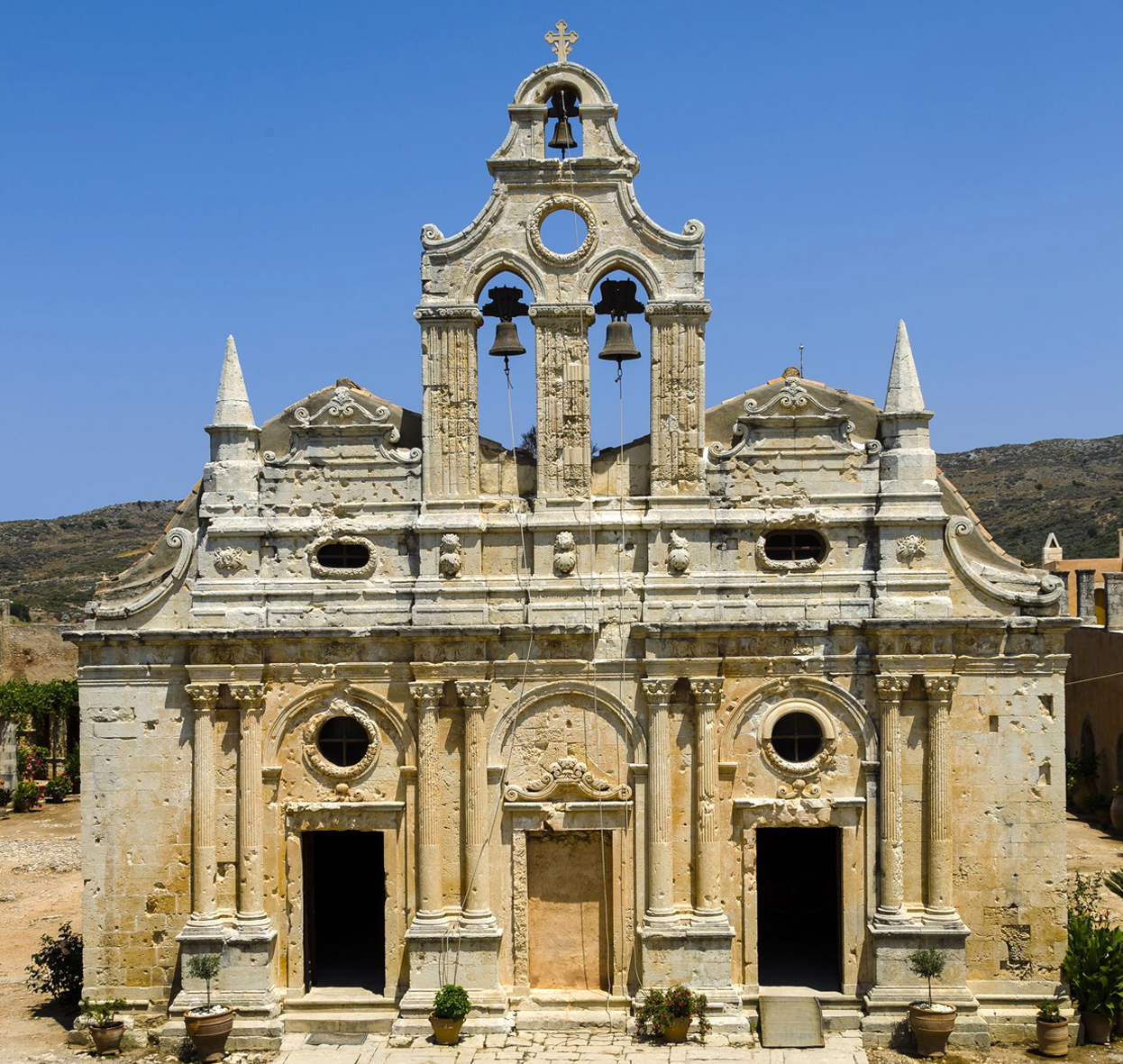 Top Attraction 4 123RF Mon Arkadou A shrine to the Cretan struggle for - photo 8