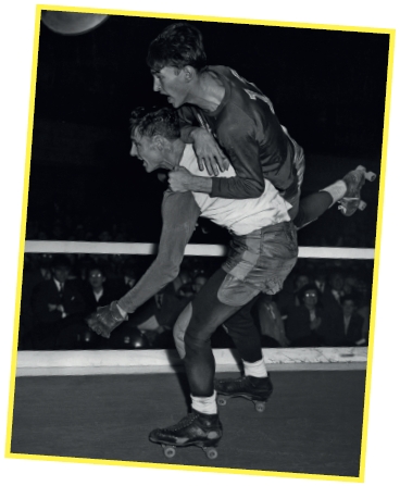 Male roller derby players in New York in 1931 Members of the US roller - photo 3