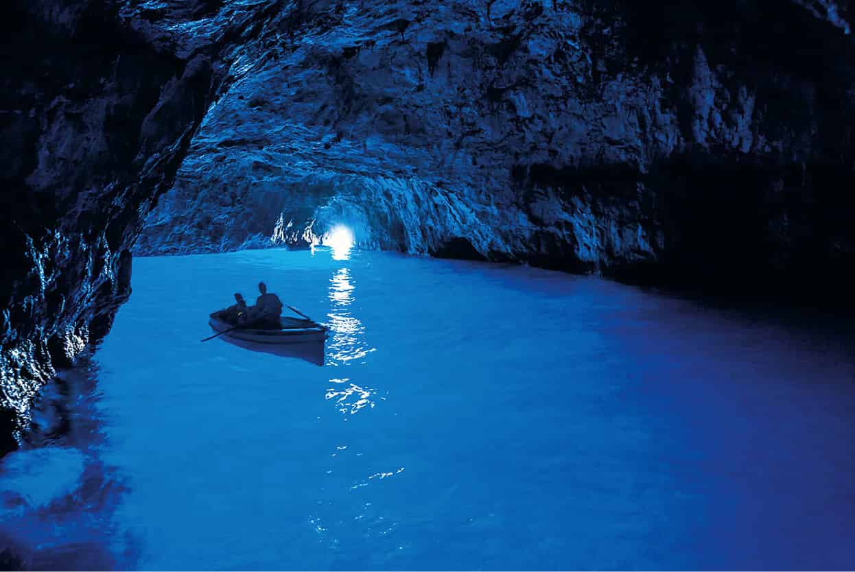 Top Attraction 1 Getty Images The Blue Grotto Capris most celebrated - photo 4